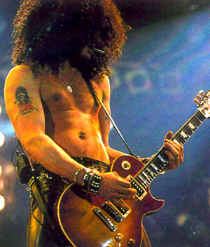スラッシュ(Slash)
