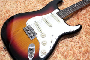 Squier by Fender Classic Vibe Stratocaster '60sのブリッジ周り