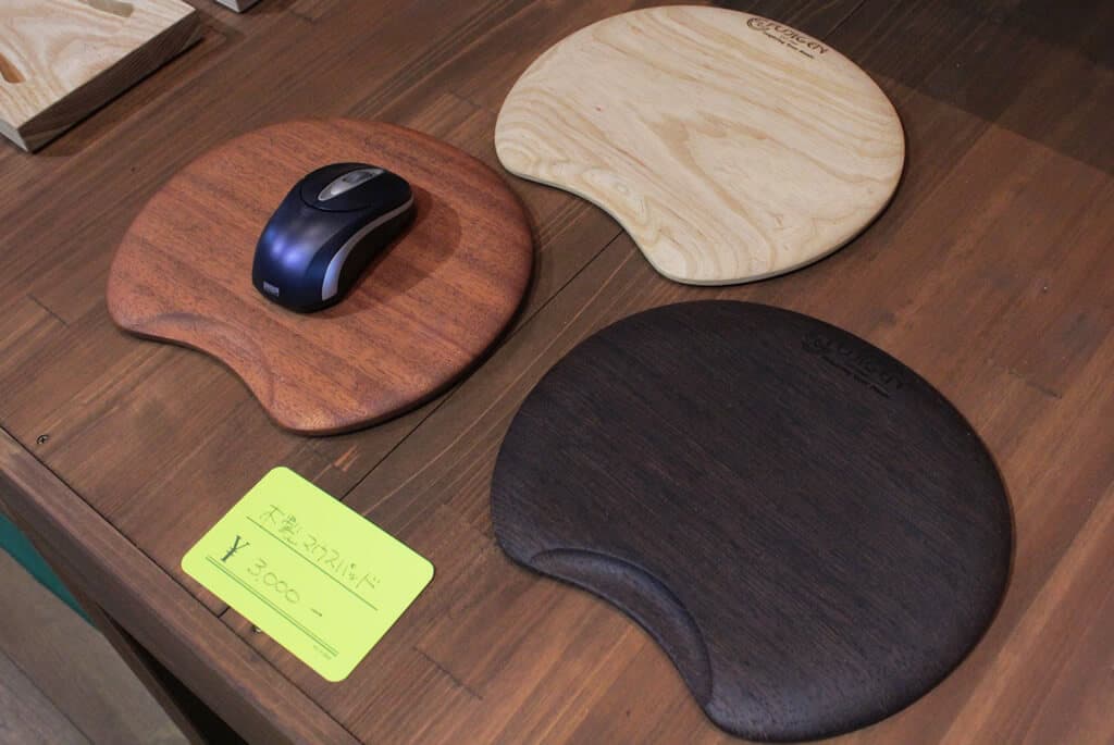 木製マウスパッド