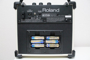 Roland MICRO CUBE GX：背面