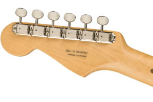 Fender Rarities Flame Ash Top Stratocaster：ペグ
